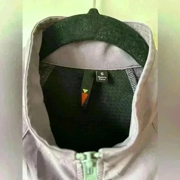 Kerrits Equestrian Softshell Riding  Vest - Picture 3 of 8